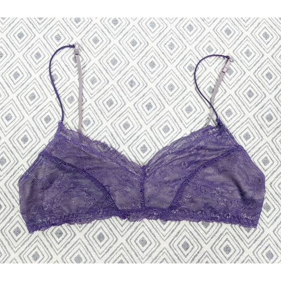 MEDIUM - Three Honeydew Bralettes in Various Colors - Picture 2 of 6